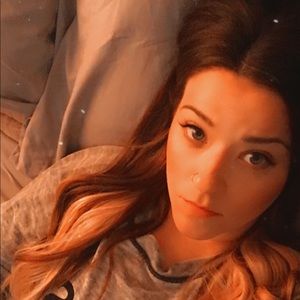 Meet your Posher, Candice